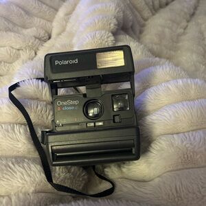 Polaroid OneStep Close-Up Black Camera